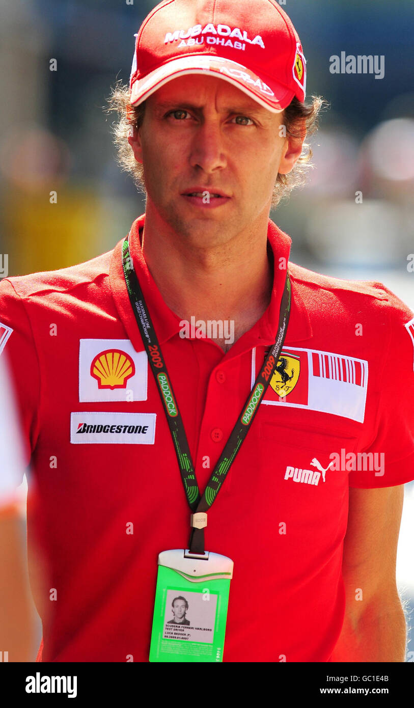 Luca Badoer, pilote d'essai de Ferrari, et remplacement de Felipe Massa blessé lors de la journée de paddock au circuit Valencia, Espagne. Banque D'Images