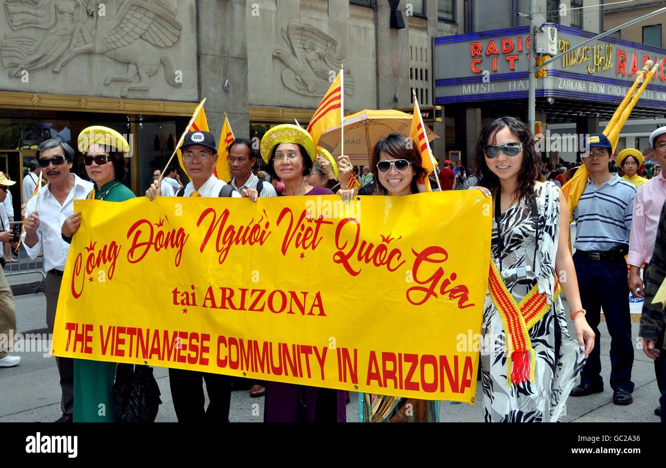 New York City contingent vietnamien dans le marche International Immigrants Foundation Parade Banque D'Images