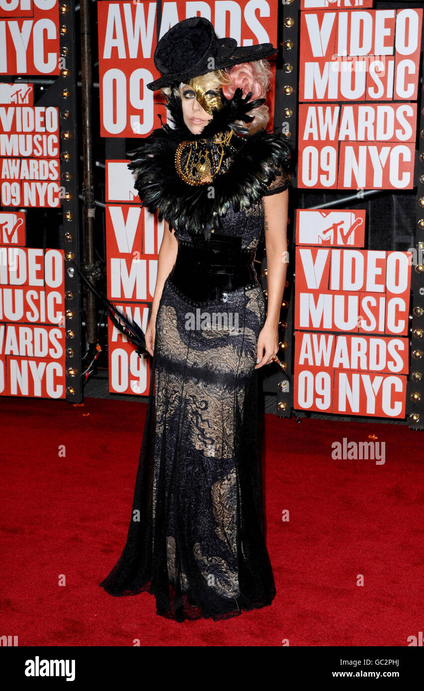 Lady Gaga arrive aux MTV Video Music Awards 2009, qui se tiennent au radio City Music Hall de New York City, NY, États-Unis. Banque D'Images