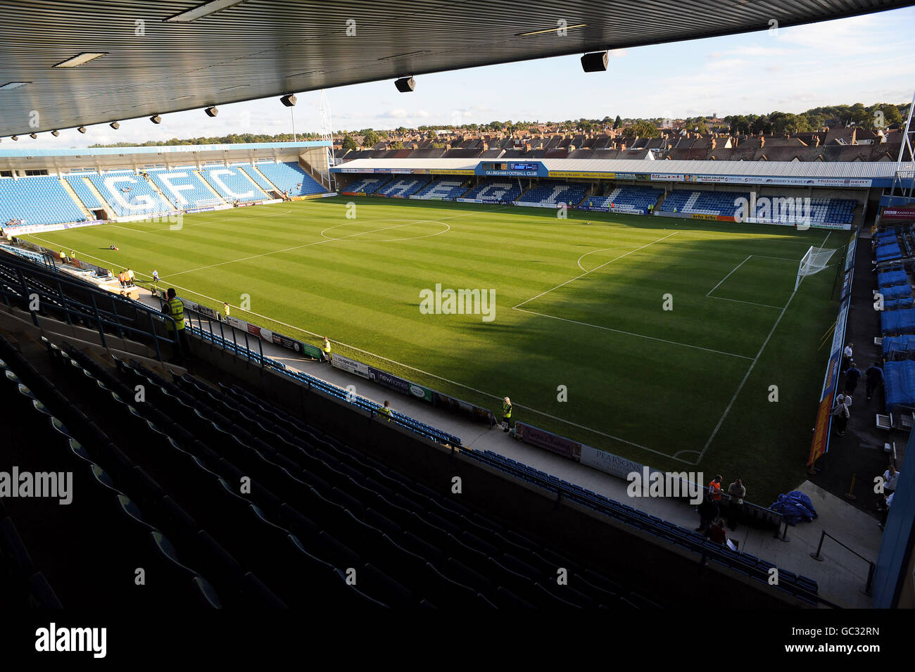 Vue générale sur le Priestfield Stadium, stade de Gillingham FC Banque D'Images