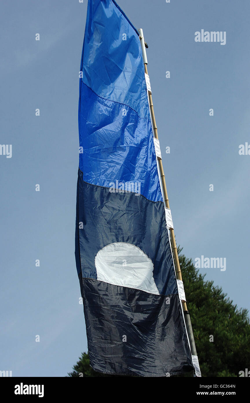 L'un des nombreux drapeaux volant pendant le Village India & Experience Gujarat, tenu au de Montfort Hall de Leicester. Banque D'Images