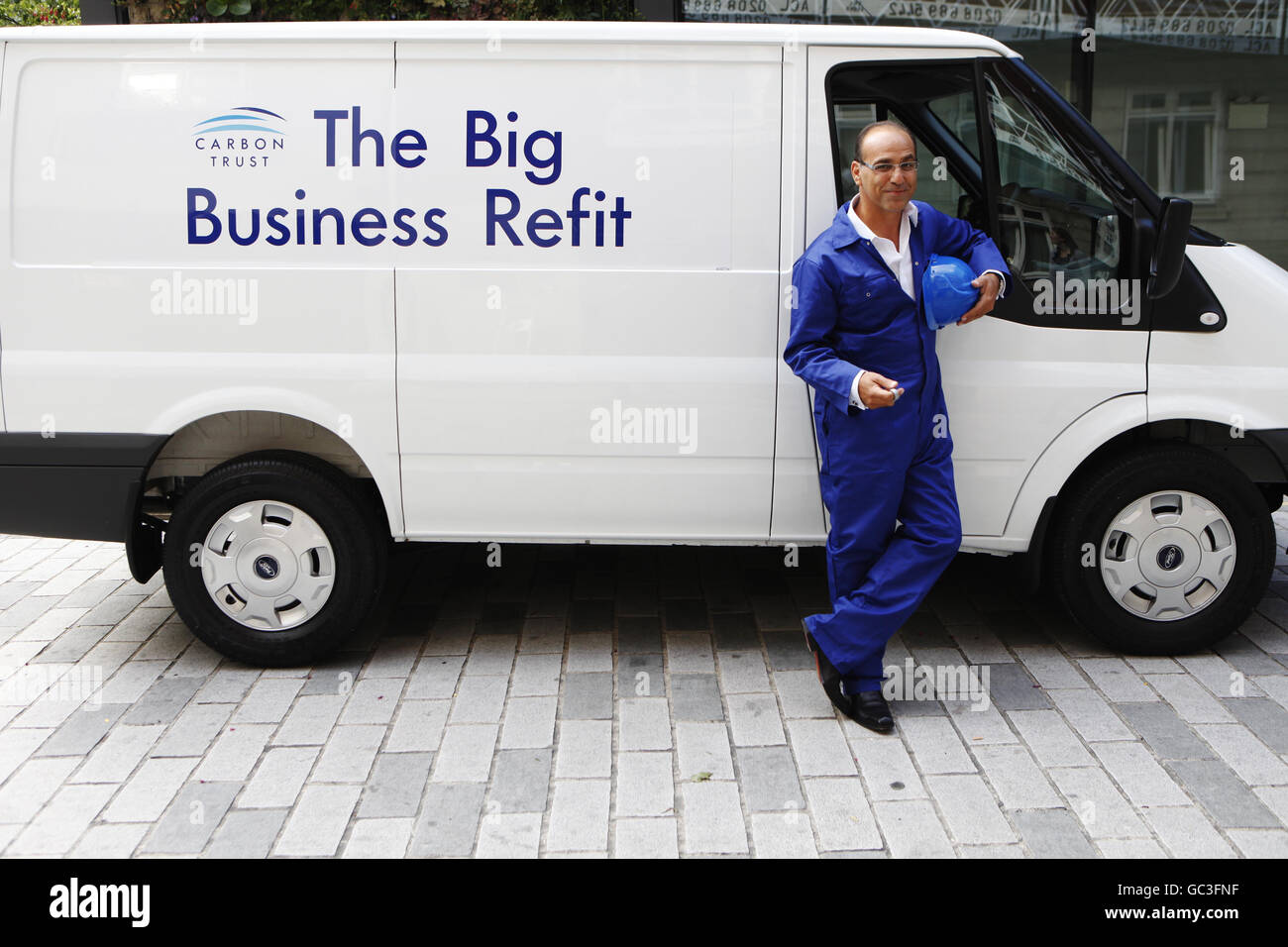 Theo Paphitis, du programme de la BBC, Dragon's Den, lance la campagne « Big Business Reit » de Carbon Trust, à Londres. Banque D'Images