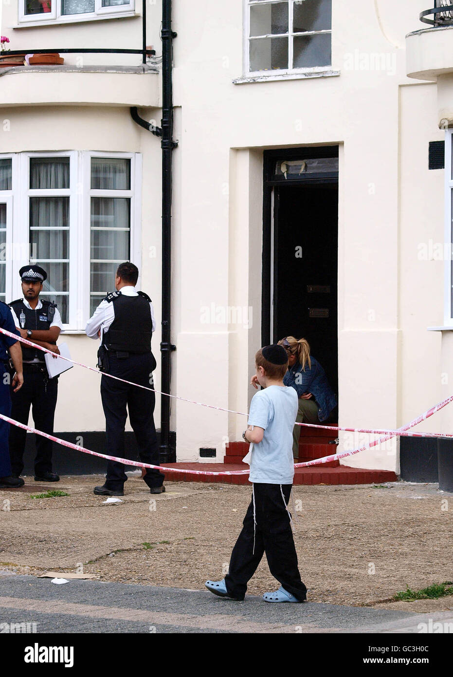 Raid de la police au nord de Londres Banque D'Images