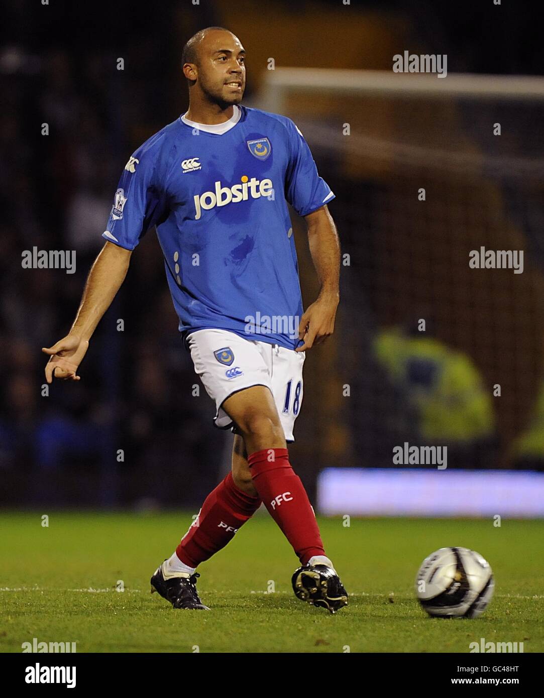 Football - Carling Cup - quatrième tour - Portsmouth / Stoke City - Fratton Park. Anthony Vanden Borre, Portsmouth. Banque D'Images