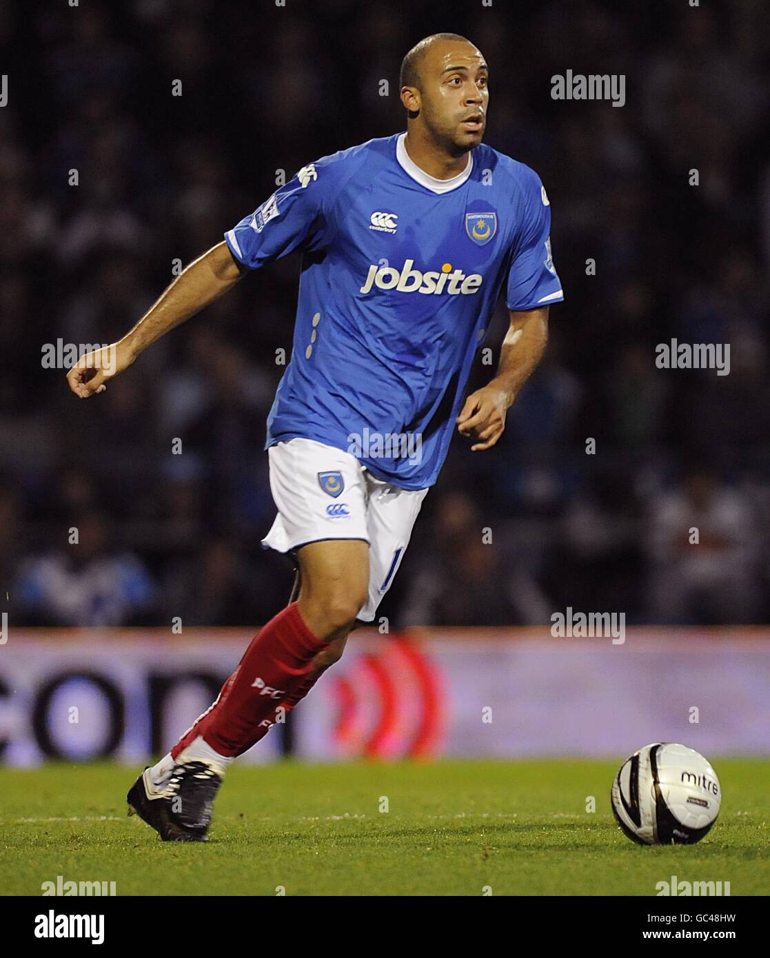 Football - Carling Cup - quatrième tour - Portsmouth / Stoke City - Fratton Park. Anthony Vanden Borre, Portsmouth. Banque D'Images
