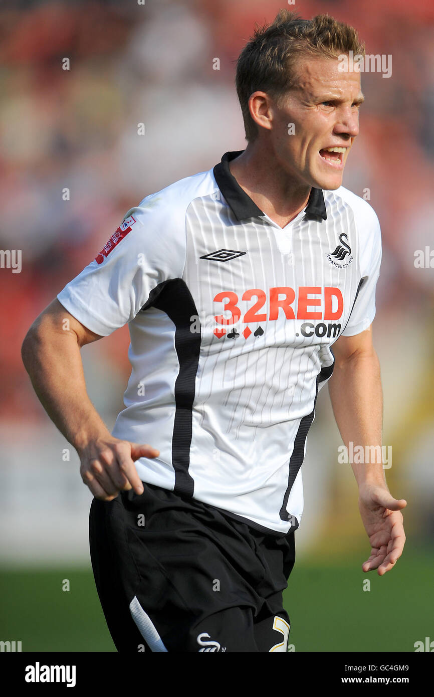 Soccer - Coca-Cola Football League Championship - Barnsley v Swansea City - Oakwell Stadium Banque D'Images