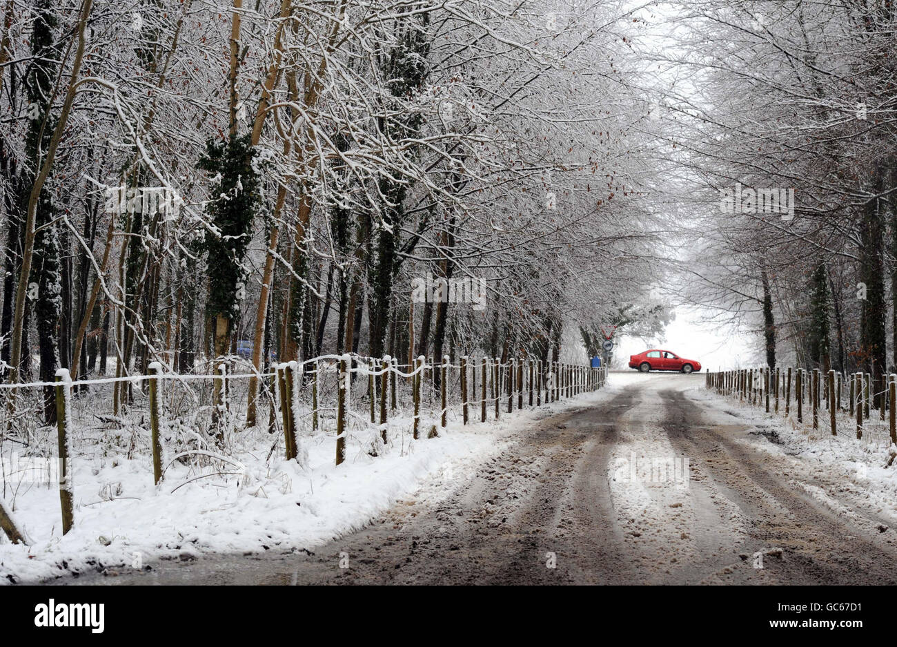 Temps d'hiver du 20 janvier.Routes enneigées près de Cirencester dans Gloucestershire. Banque D'Images