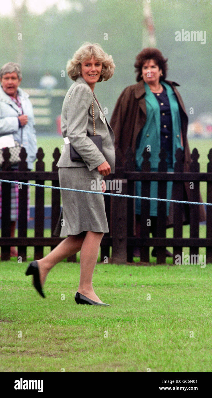 CAMILLA PARKER-BOWLES À POLO. CAMILLA PARKER-BOWLES À LA PELOUSE DE SMITH,  WINDSOR Photo Stock - Alamy