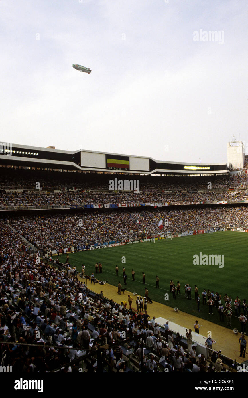 Soccer - Finale de la Coupe du Monde FIFA 1982 - Italie / Allemagne de l'Ouest - Santiago Bernabeu Stadium Banque D'Images