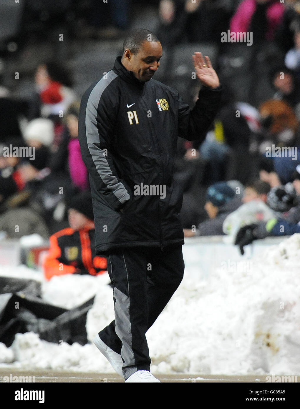 Football - Coca-Cola football League One - Milton Keynes dons / Brentford - Stadium:mk.Paul Ince, directeur de la Dons de Milton Keynes Banque D'Images