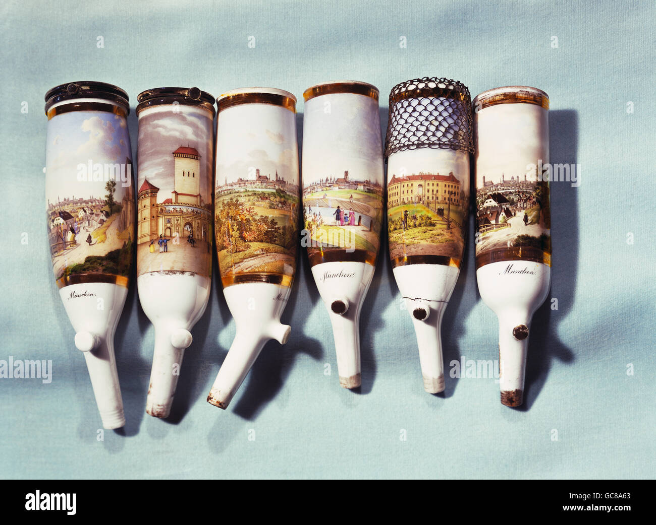 Tabac, pipes, pipes, bols, porcelaine, peint, 1sr demi 19e siècle, Munich Stadtmuseum, pipe, bol, Allemagne, beaux-arts, historique, historique, droits additionnels-Clearences-non disponible Banque D'Images