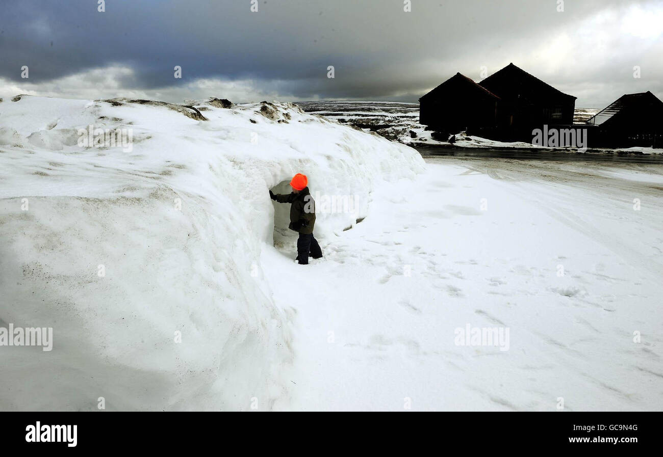 Les conditions météorologiques hivernales sur le terrain élevé des North Yorkshire Moors près de Kirbymoorside comme la glace et la neige de nouveau prévu pour de nombreuses parties du Royaume-Uni cette semaine. Banque D'Images