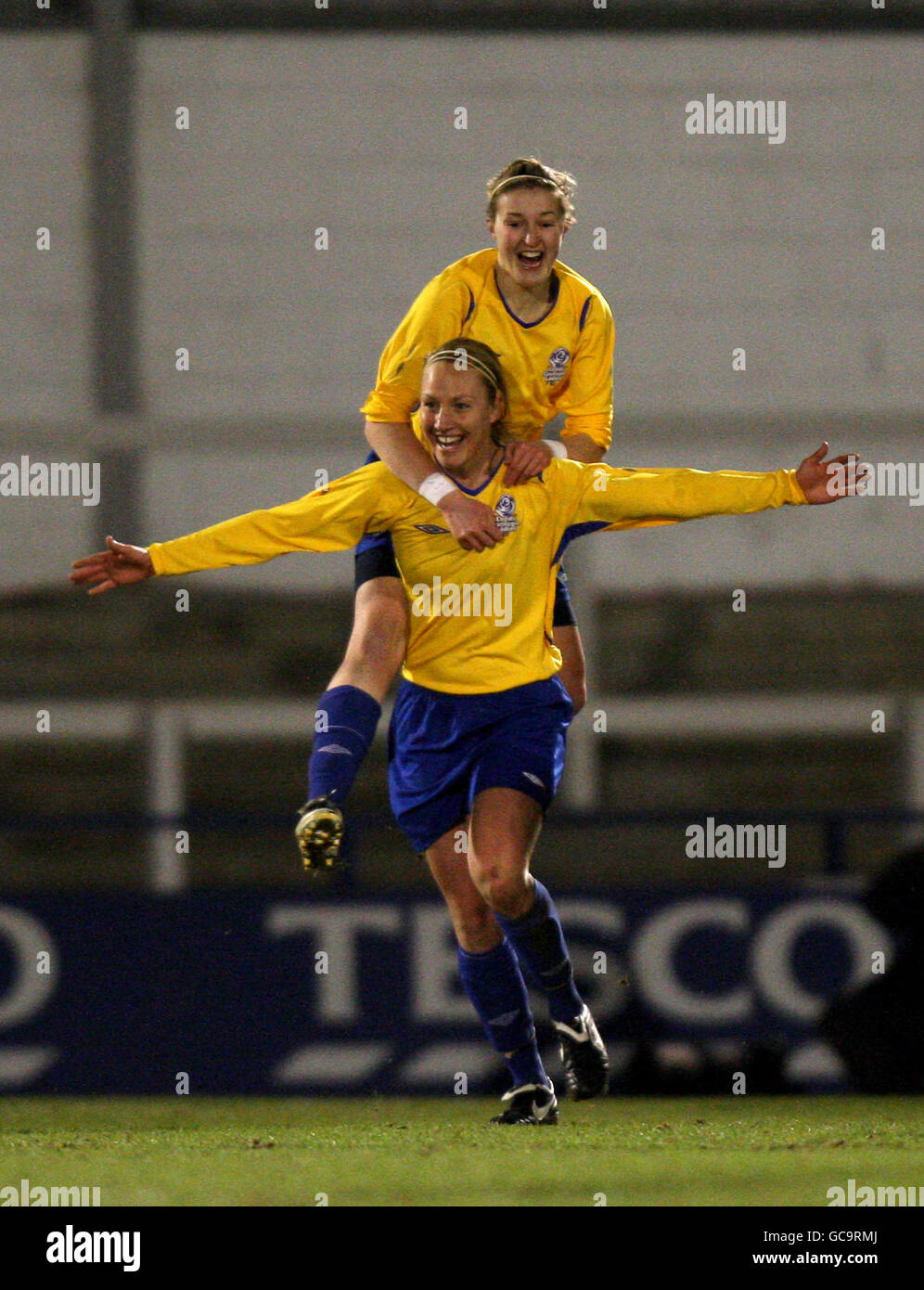 Soccer - Tesco FA Women's Premier League - Everton v finale de coupe - Leeds Carnegie - Spotland Stadium Banque D'Images