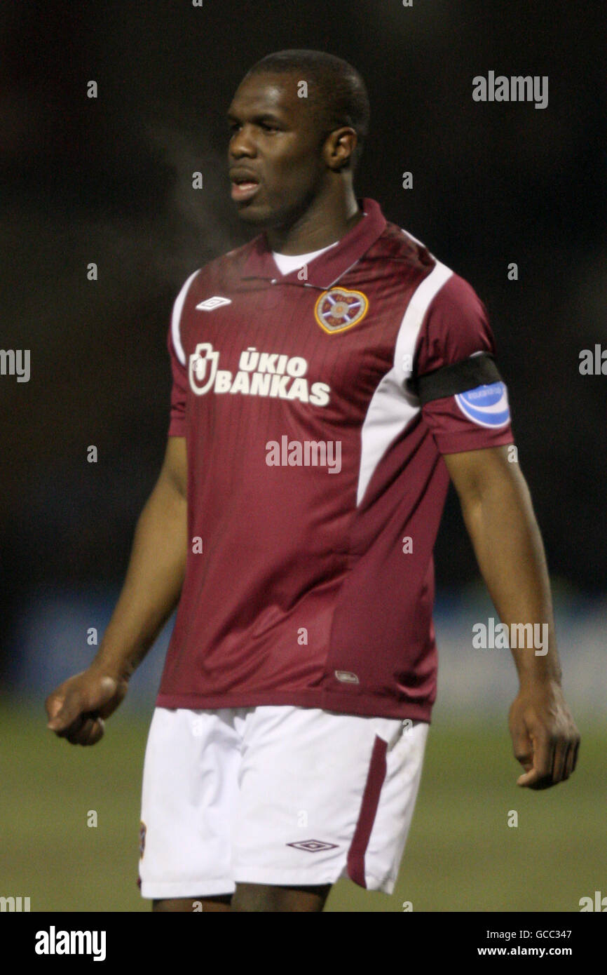 Football - coupe d'assurance coopérative - demi-finale - coeur de Midlothian / St Mirren - Fir Park. Christian Nade, coeur du Midlothian Banque D'Images