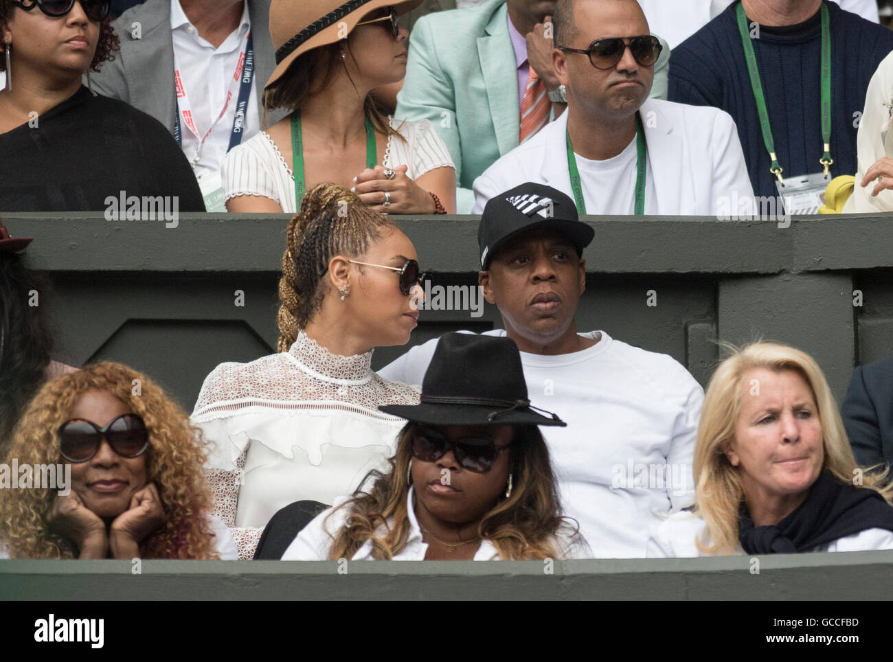 Londres, Royaume-Uni. 9 juillet, 2016. Le Wimbledon Tennis Championships 2016 tenue à l'All England Lawn Tennis et croquet Club, Londres, Angleterre, Royaume-Uni. Serena Williams (USA) [1] v Angelique Kerber (GER) [4]. Finale simple dames, le Court central. Beyonce et Jay Z regarder le match à partir de la boîte des joueurs. Credit : Duncan Grove/Alamy Live News Banque D'Images