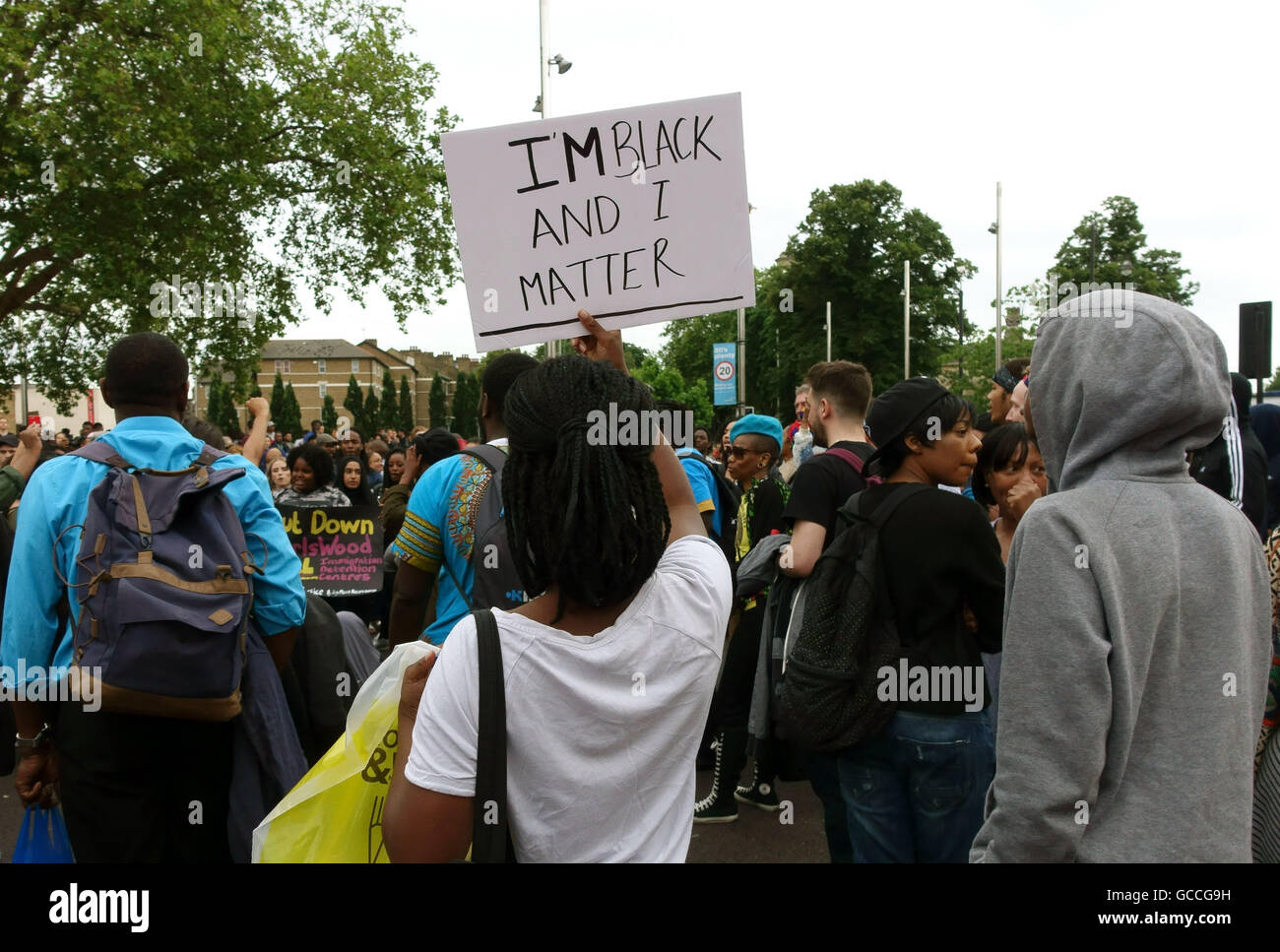 Londres, Royaume-Uni. 09 juillet 2016. Il y avait un grand Black vit Question protester à Brixton ce soir. Des centaines de manifestants ont bloqué la route principale à travers la zone occupée et la jonction de Brixton Hill et Acre Lane. (C) Jeffrey Blackler/Alamy Live News Banque D'Images