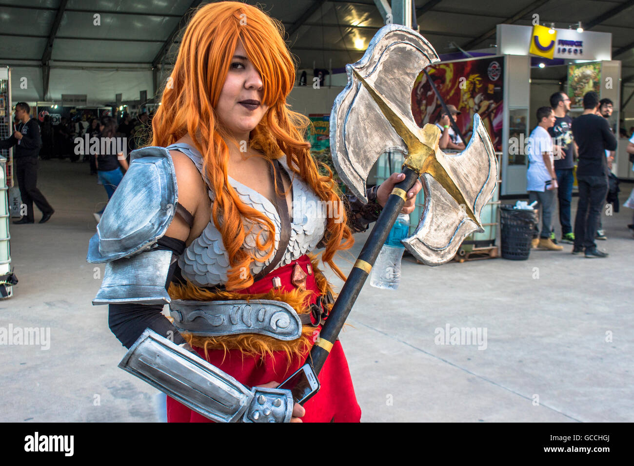 São Paulo, Brésil, le 09 juillet 2016. Amis Anime événement sur la base aérienne de Campo de Marte à São Paulo (SP), le samedi (9). Festival de la culture pop japonaise traditionnelle a un programme qui inclut des concours de cosplay, des spectacles internationaux, championnats des jeux, des expositions, des conférences, des boutiques et les mangas. Credit : Alf Ribeiro/Alamy Live News Banque D'Images