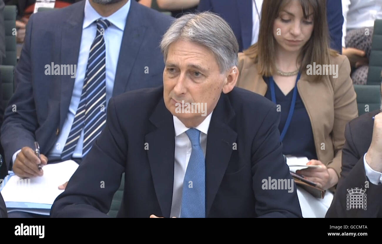 Secrétaire des affaires étrangères Philip Hammond preuve donne à la commission des affaires étrangères à la Chambre des communes, Londres, où il a prétendu que le gouvernement n'est pas actuellement en mesure d'entamer des négociations de fond sur la sortie de l'UE. Banque D'Images