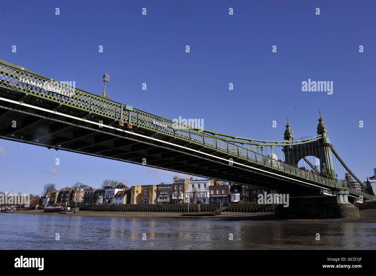 Crosse de pont de hammersmith Banque de photographies et d’images à