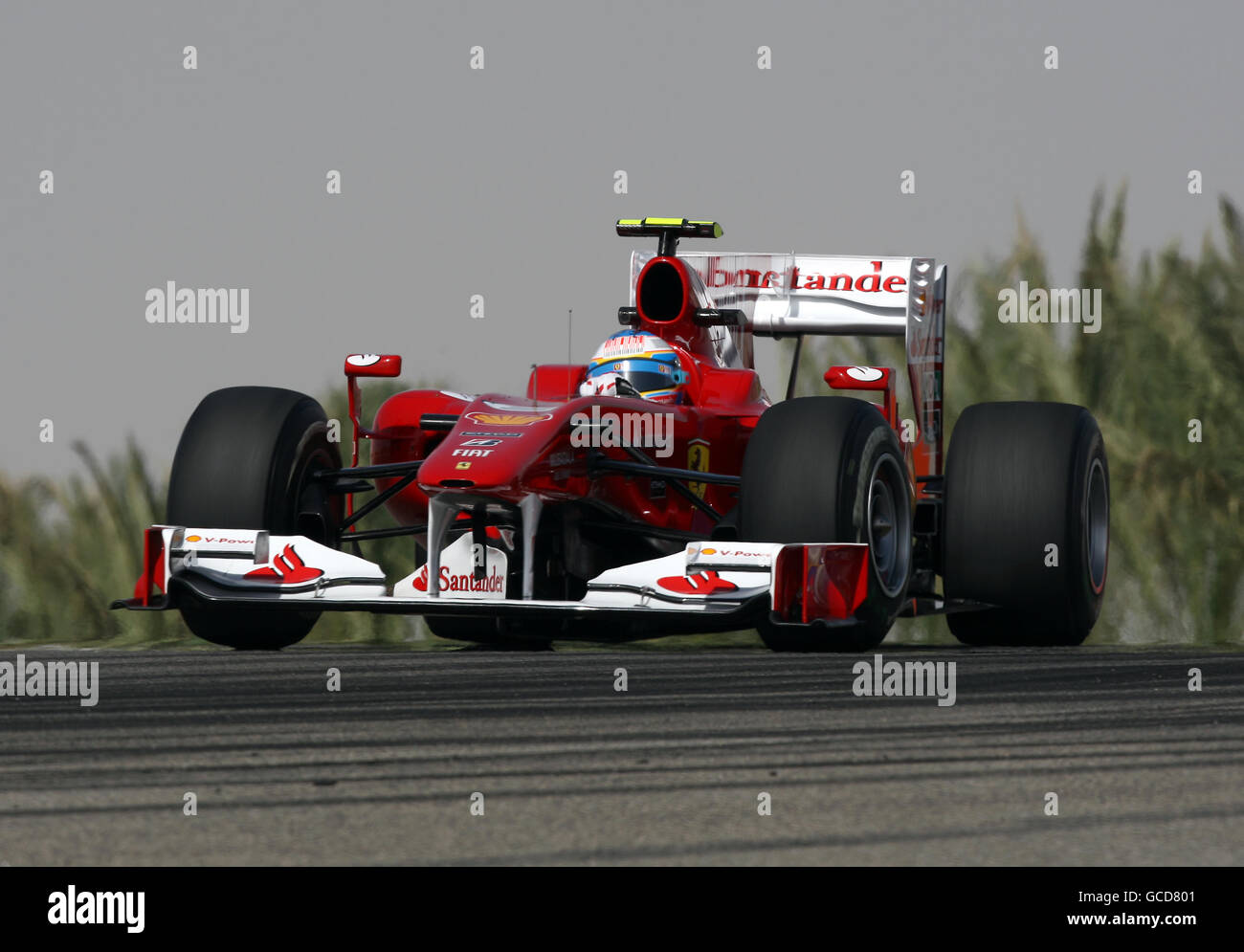 Courses automobiles - Championnat du monde de Formule 1 - Grand Prix de Bahreïn - session de pratique - circuit international de Bahreïn.Fernando Alonso de Ferrari lors de la session d'essais au circuit international de Bahreïn à Sakhir, Bahreïn. Banque D'Images
