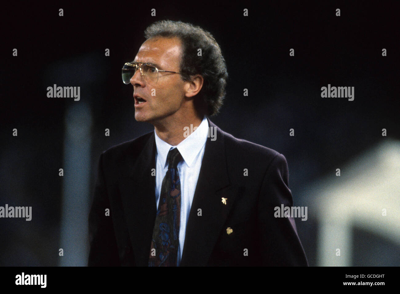Football - coupe du monde Italia 1990 - semi finale - Allemagne de l'Ouest / Angleterre - Stadio Delle Alpi. Franz Beckenbauer, directeur de l'Allemagne de l'Ouest Banque D'Images