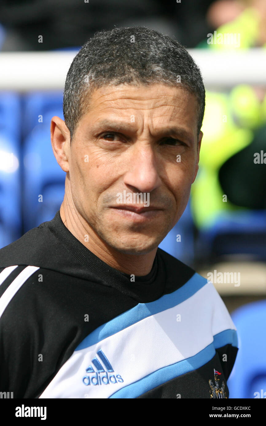 Soccer - Championnat de la ligue de football Coca-Cola - Peterborough United / Newcastle United - London Road Ground. Chris Hughton, directeur de Newcastle United Banque D'Images