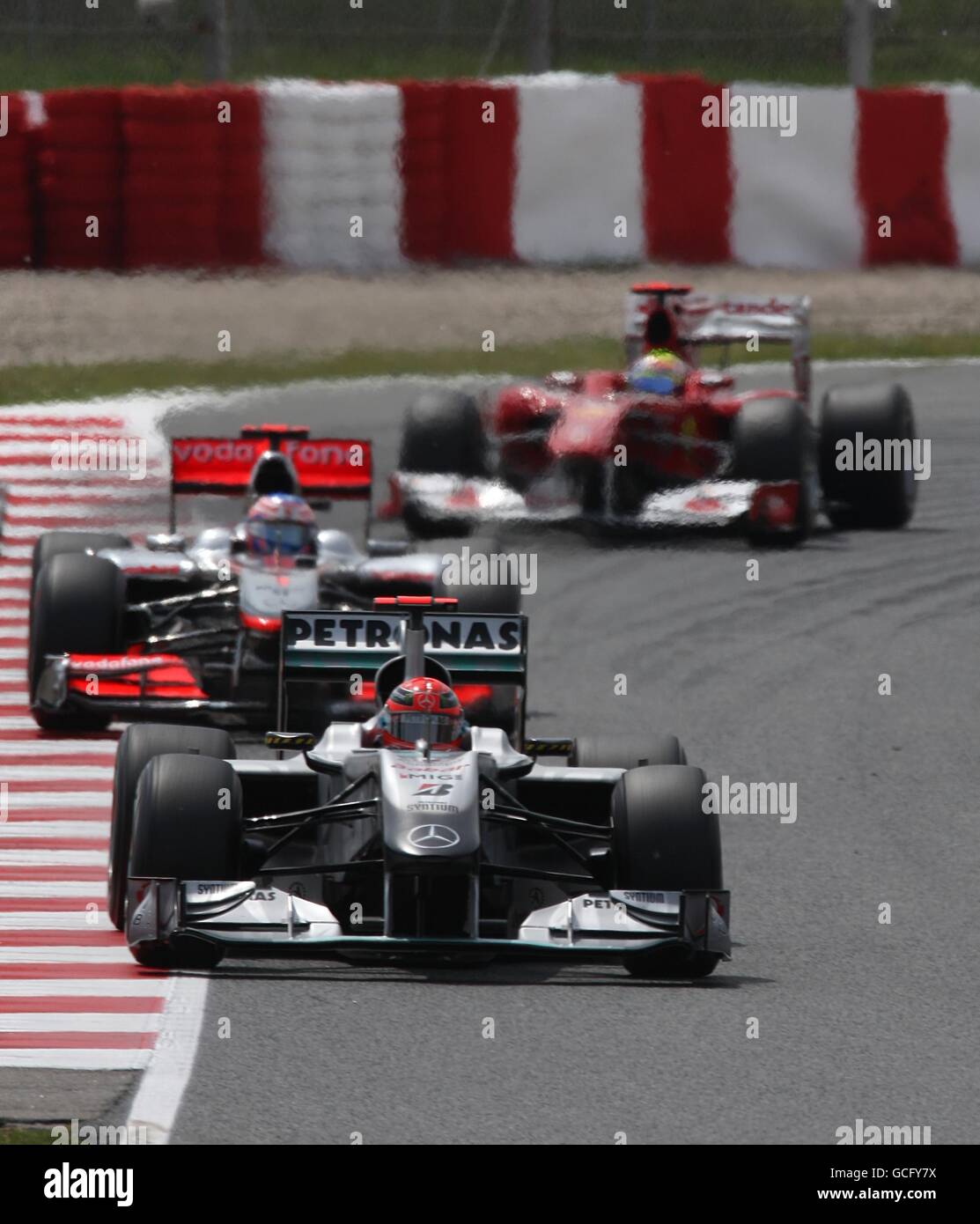 Course automobile Formula One - Grand Prix d'Espagne - circuit de Catalunya.Michael Schumacher (avant) de Mercedes dirige Jenson Button de McLaren et Felipe Massa de Ferrari lors du Grand Prix d'Espagne Banque D'Images