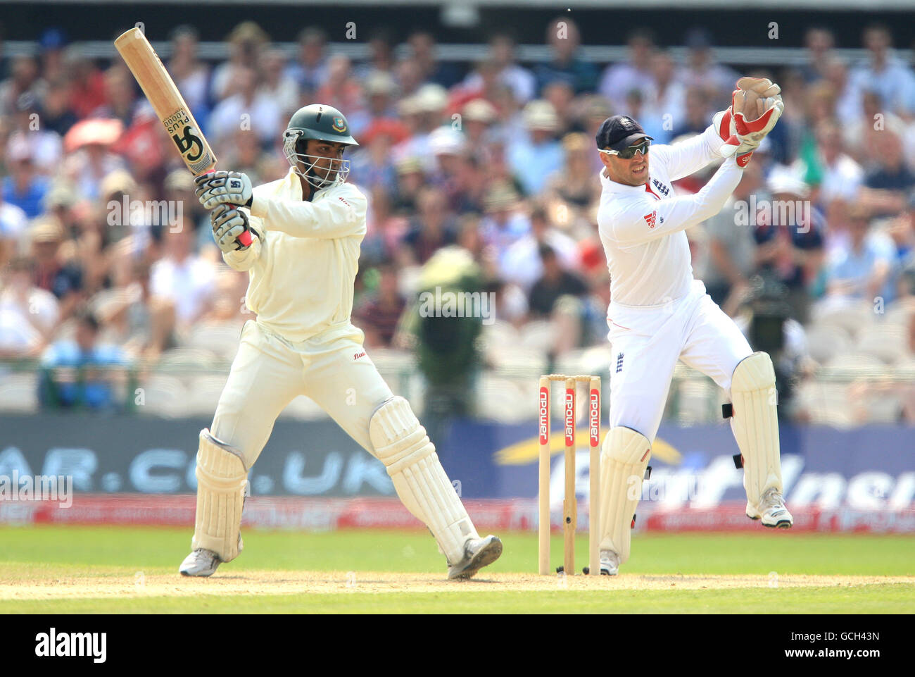 Cricket - npower deuxième Test - Day 2 - Angleterre v Bangladesh - Old Trafford Banque D'Images