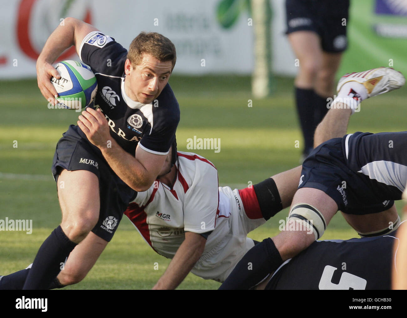 Rugby Union - IRB Nations Cup - Ecosse A v Géorgie - Stade Arcul de TRIUMF - Bucarest.Greig Laidlaw (à gauche), en Écosse, en action lors de la coupe des nations de l'IRB à Stadional Arcul de TRIUMF, Bucarest. Banque D'Images