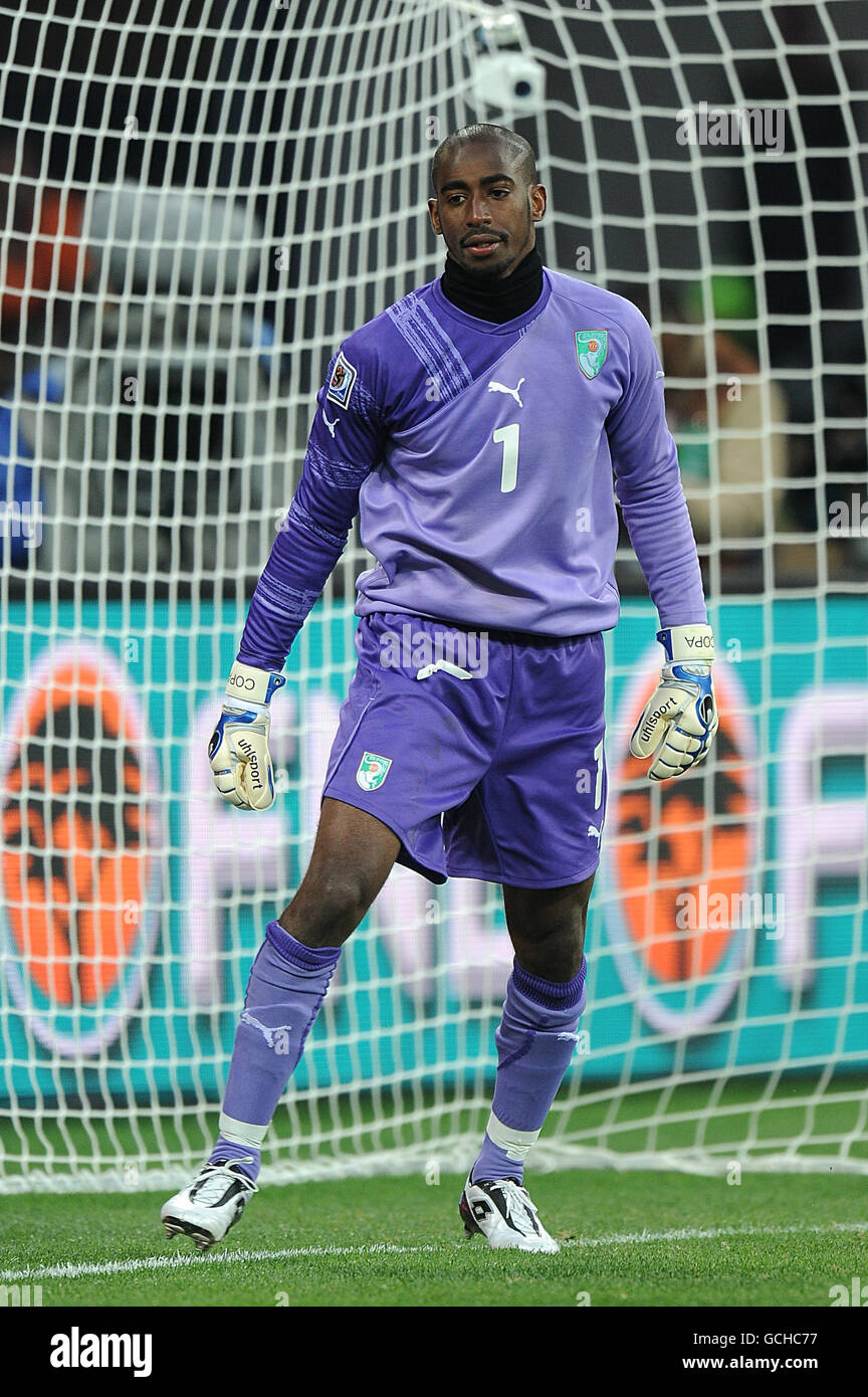 Football - coupe du monde de la FIFA 2010 Afrique du Sud - Groupe G - Côte d'Ivoire / Portugal - Stade Nelson Mandela Bay.Boubacar Barry, gardien de but en Côte d'Ivoire Banque D'Images