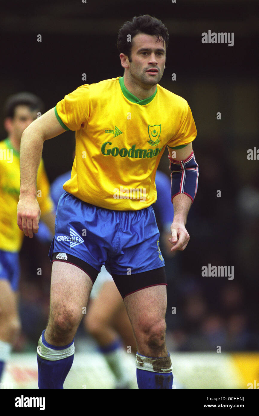 Soccer - Barclays League Division 2 - Leicester City v Portsmouth - Filbert Street. GAVIN MAGUIRE, PORTSMOUTH. Banque D'Images