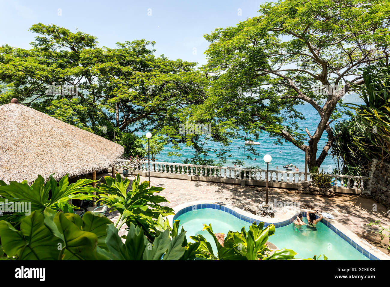 Apoyo, Nicaragua - juin 2016. Avis de Selva Azul Complexe aquatique et de la nature autour de lui. Banque D'Images