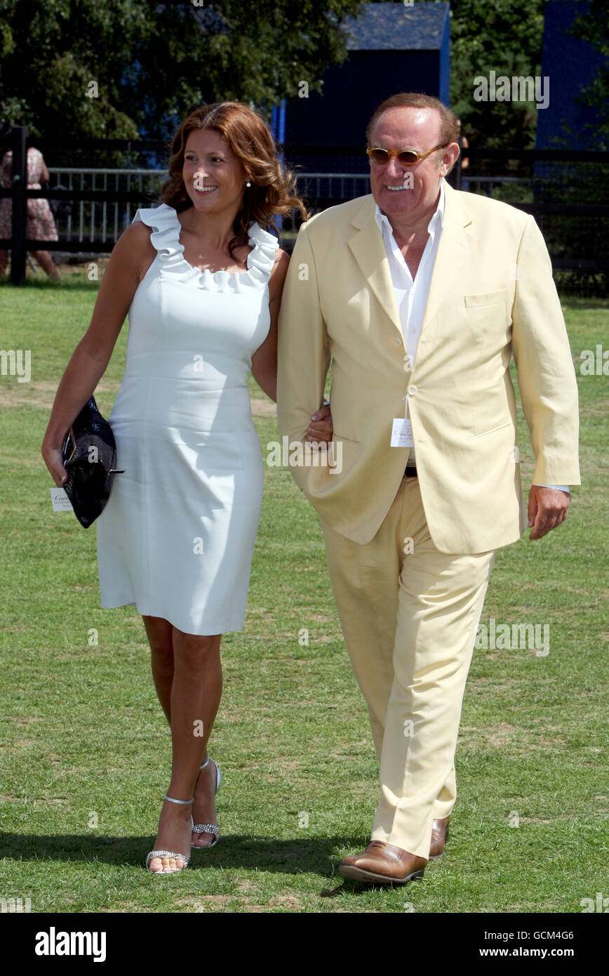 Andrew Neil lors de la journée internationale du polo Cartier, qui s'est tenue au Guards Polo Club, dans le Grand Parc, à Windsor, dans le Berkshire. Date de la photo: Dimanche 25 juillet 2010. Le crédit photo devrait se lire: Steve Parsons/PA Wire Banque D'Images