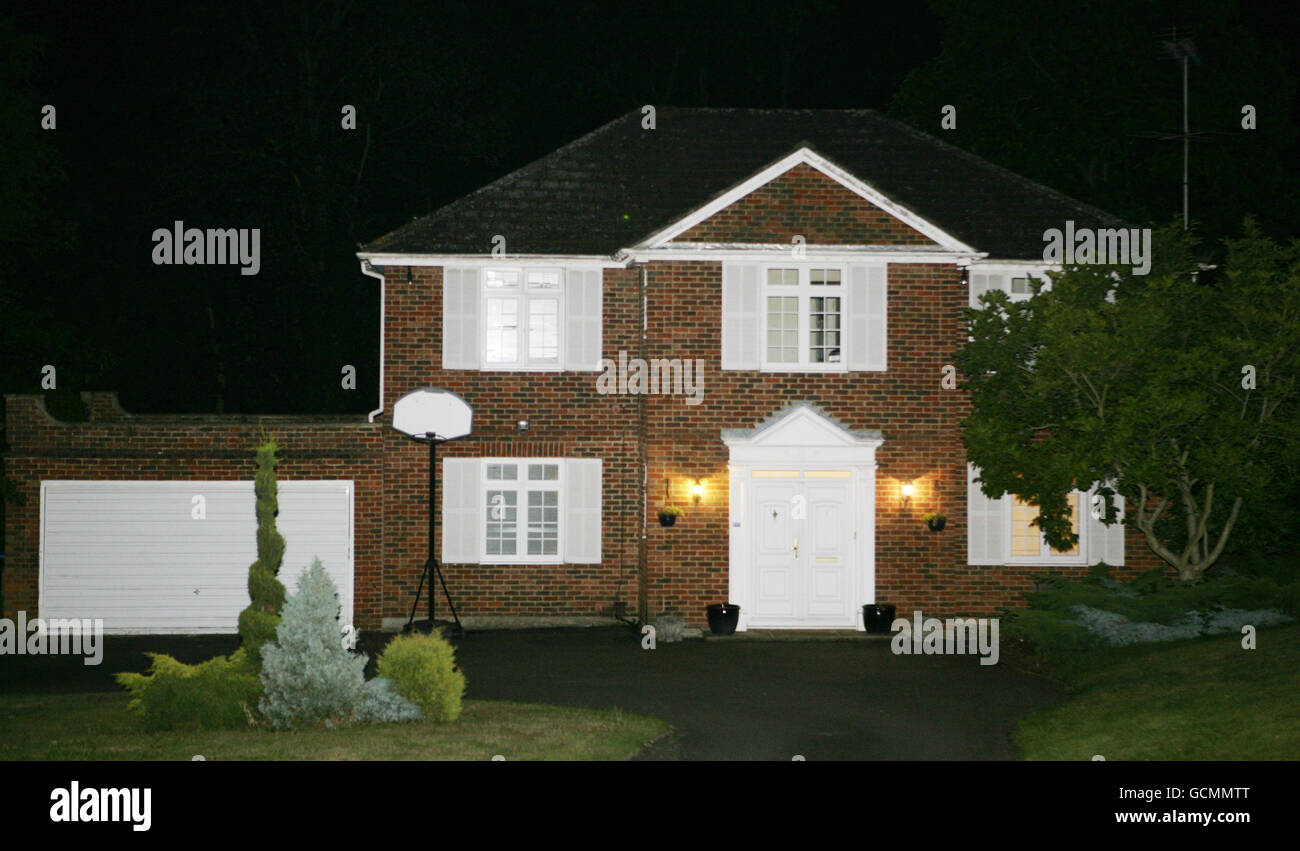 La maison de Claygate, Surrey, où un homme de ses années 60 a été trouvé mort dans des circonstances suspectes. Banque D'Images