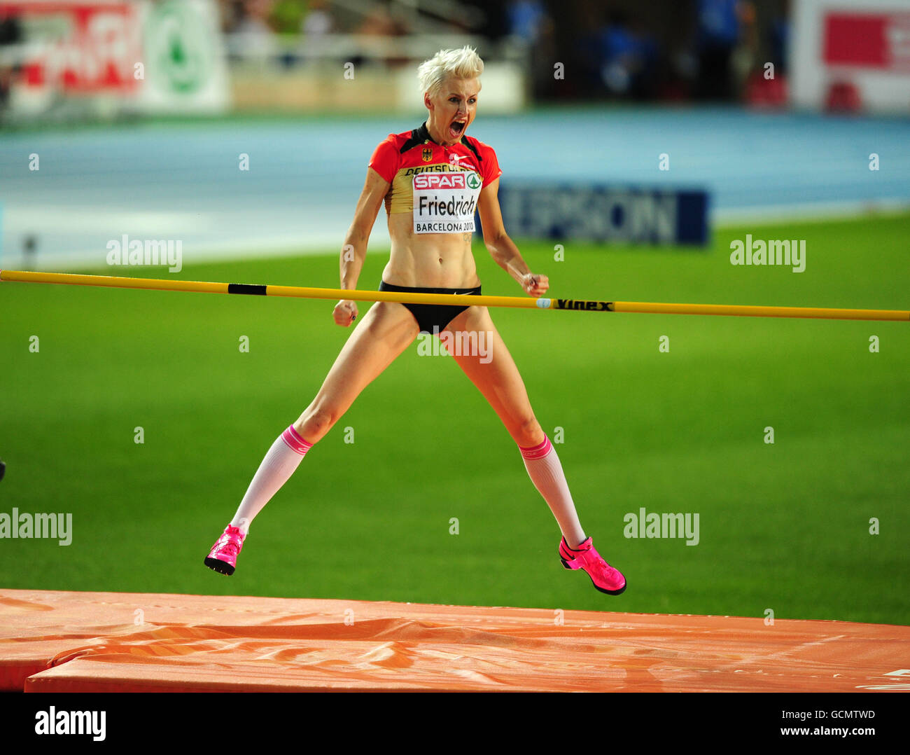 L'Ariane Friedrich d'Allemagne saute pour la joie après avoir gagné un Bronze Médaille de la finale de saut en hauteur pour femmes Banque D'Images