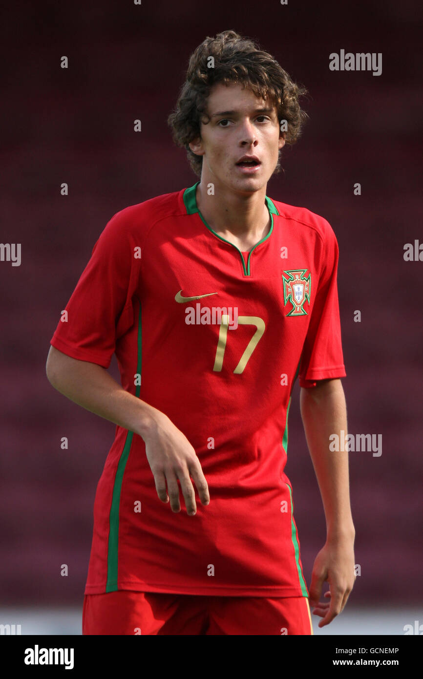 Football - moins de 17 ans International friendly - Angleterre / Portugal - Glanford Park. Carlos Chaby, Portugal Banque D'Images