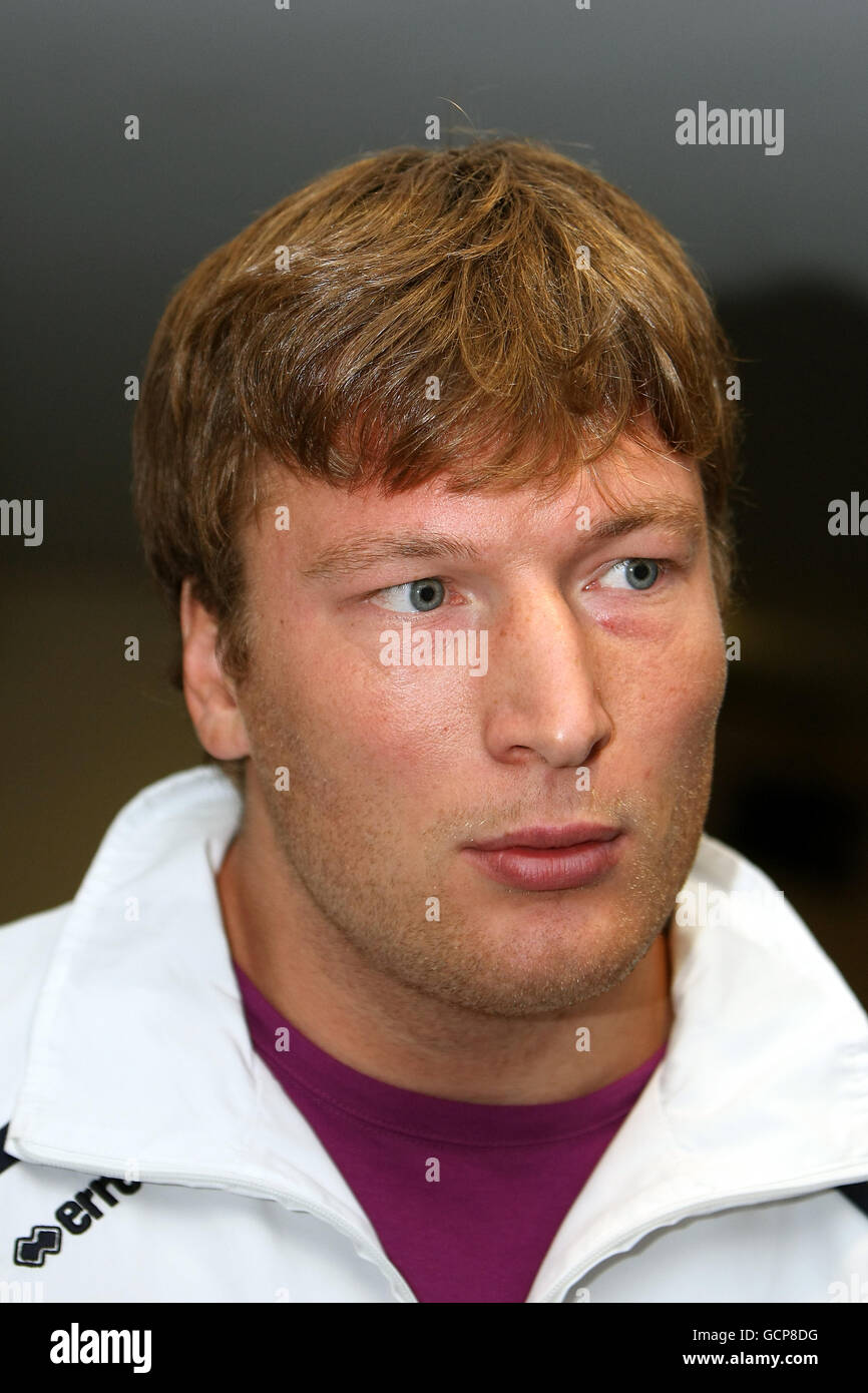Rugby Union - lancement de la saison de la Ligue des Magners - Millennium Stadium.Antonio Pavanello, capitaine de Benetton Treviso, lors du lancement de la saison de la Ligue des Magners au Millennium Stadium de Cardiff. Banque D'Images
