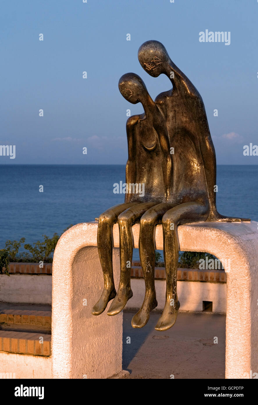 Ramiz Barquet, le Mexique est "La nostalgie" sculpture, Malecon, Puerto Vallarta Banque D'Images