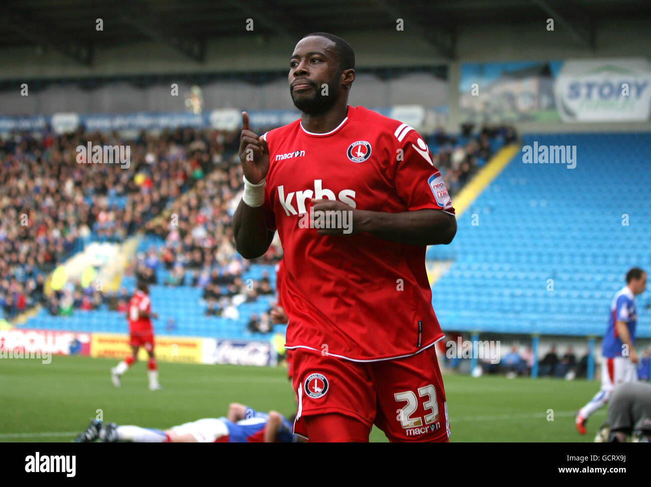 Joe Anyinsah, de Charlton Athletic, célèbre le deuxième but lors du match npower League One à Brunton Park, Carlise. Banque D'Images