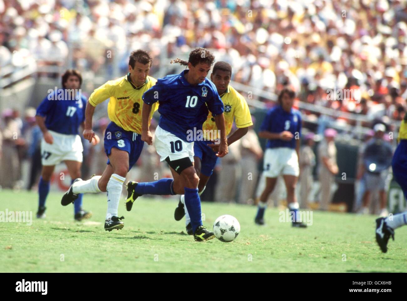 Autocollant Brillant Roberto Baggio - DS France 98 #18 - Italie - Neuf