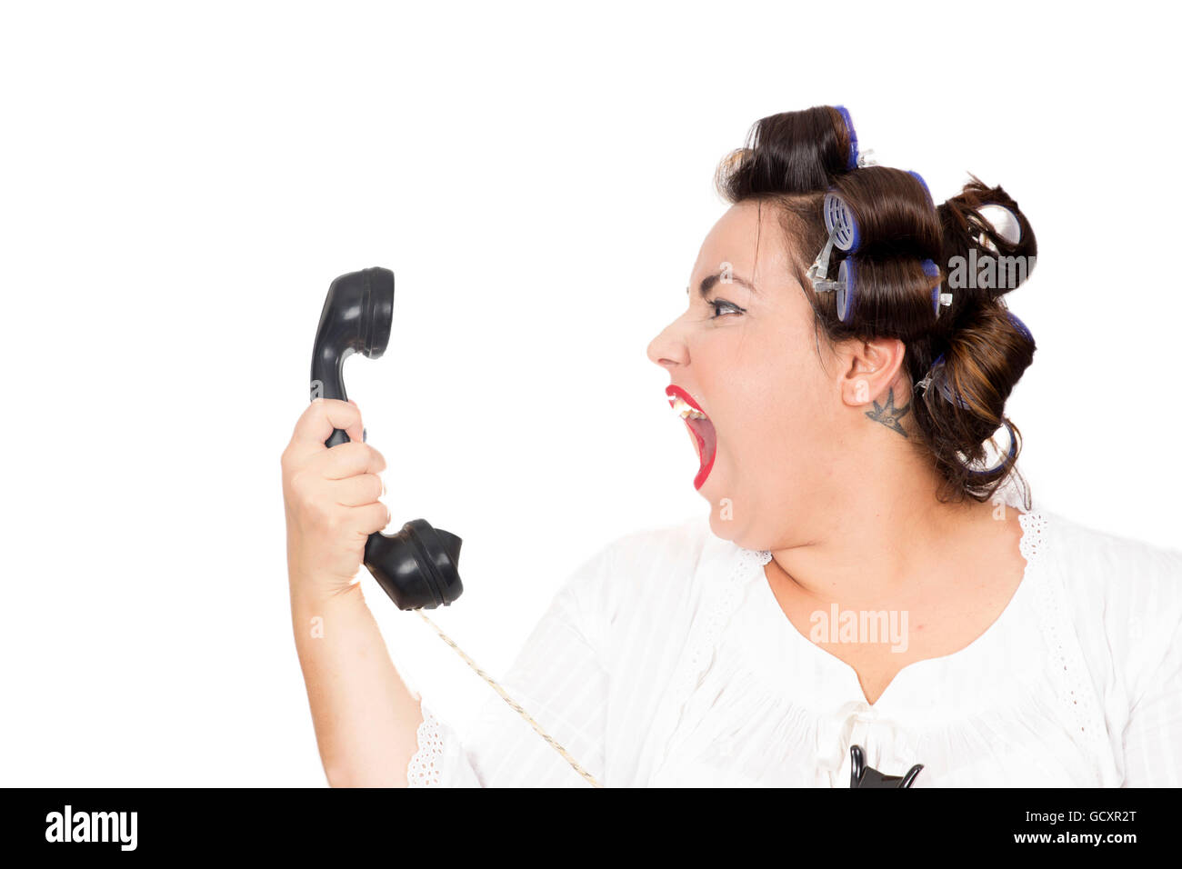 Femme criant au téléphone Banque D'Images