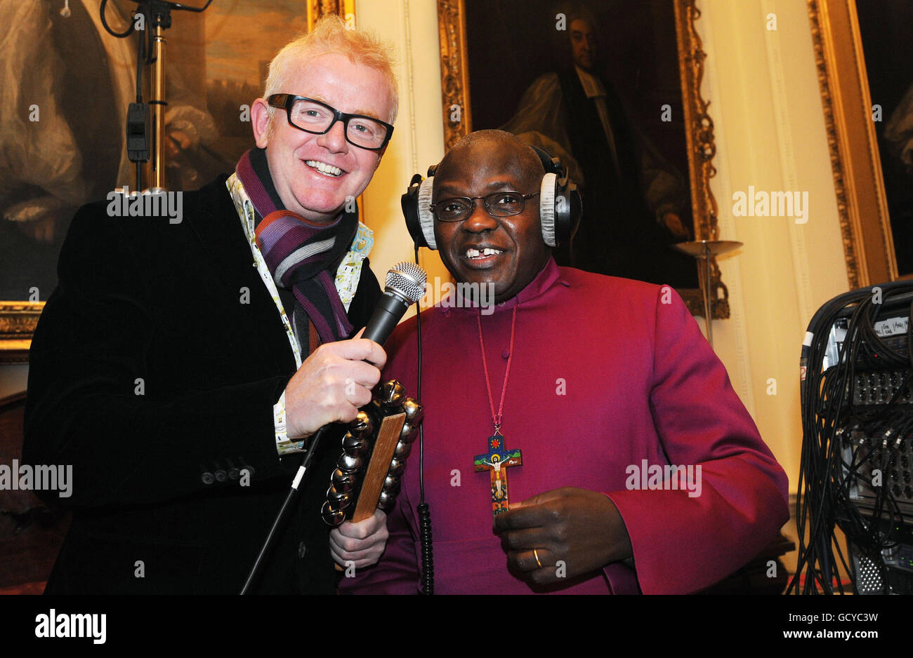 BBC radio 2 DJ Chris Evans avec l'archevêque de York Dr John Sentamu pendant un photocall au Palais Bishopthorpe, York. Banque D'Images