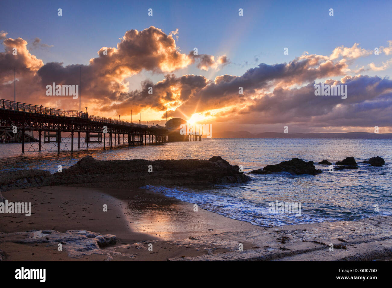 Mumbles Pier, marmonne, la péninsule de Gower, Galles du Sud. Banque D'Images