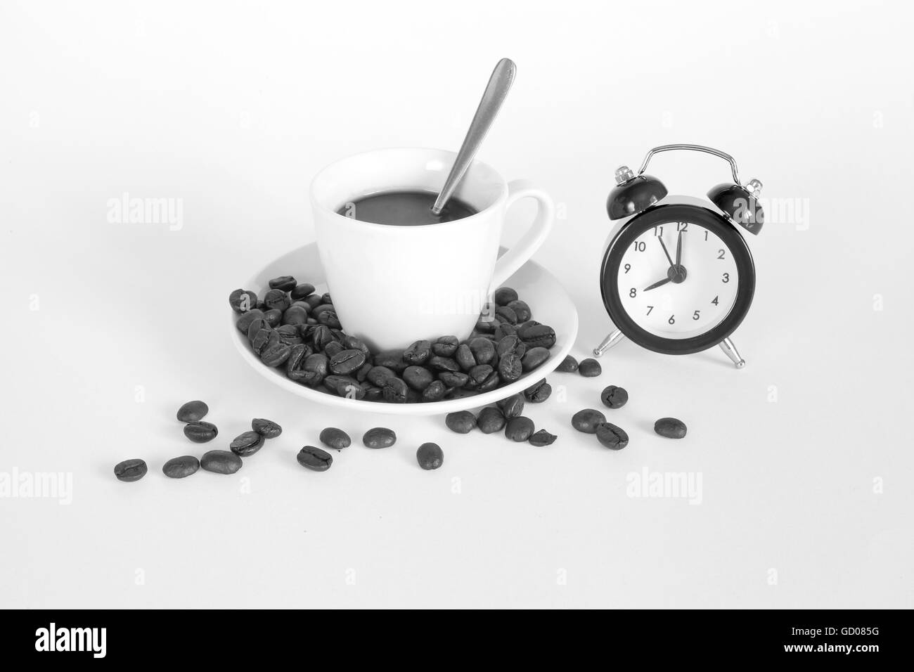 L'heure du petit-déjeuner : espresso, grain de café et le sucre. Banque D'Images