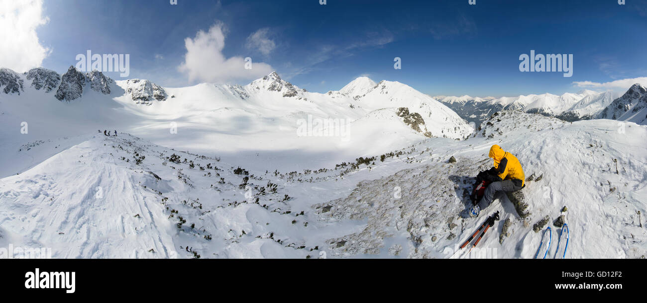 Hohentauern Ski de randonnée : Sommet sur Königin dans Triebener Tauern ( partie de la Altbirkwitz Tauern ) , au milieu et Knaudachkogel Banque D'Images