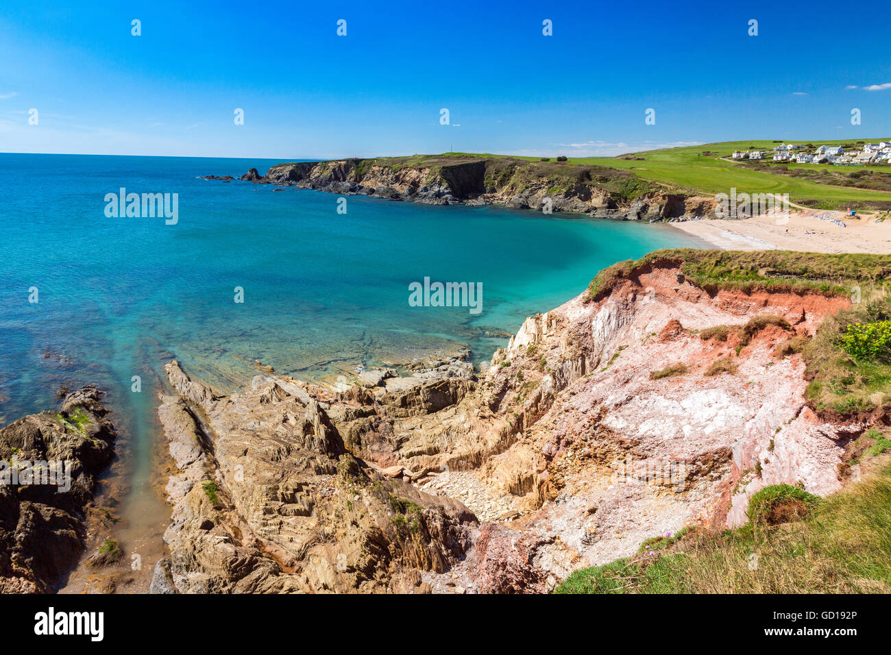 Thurlestone village et les LEA Pied plage de sable fin, Devon, England, UK Banque D'Images