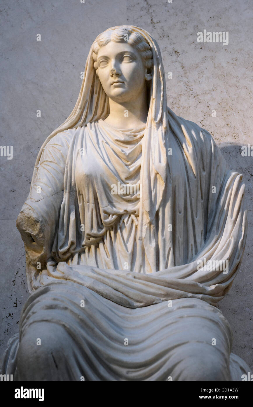 Madrid. L'Espagne. Statue de Livie (58-29, 14-19) AD AD, de Paestum, Italie. Musée Archéologique National d'Espagne. Banque D'Images