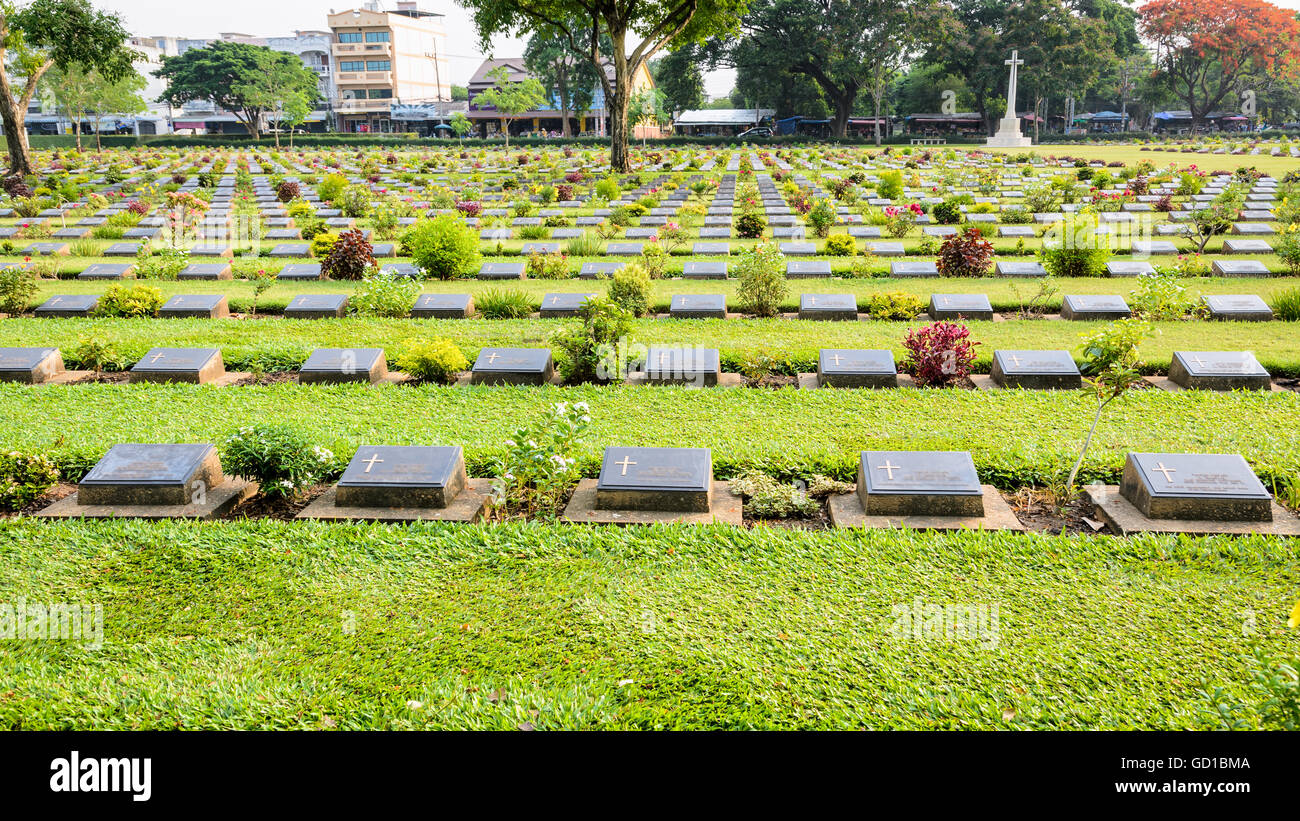Le cimetière de guerre de Kanchanaburi (Don Rak) est les monuments historiques de la Seconde Guerre mondiale, qui sont morts pendant la construction de la Deat Banque D'Images