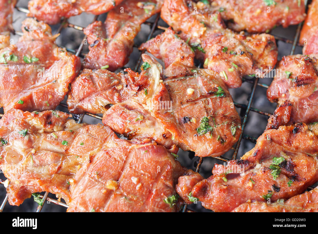 La viande grillée sur la cuisinière Banque D'Images