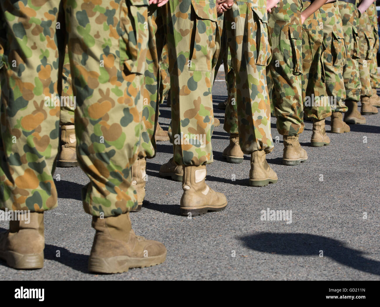 Les Cadets de l'armée australienne sur le défilé Banque D'Images